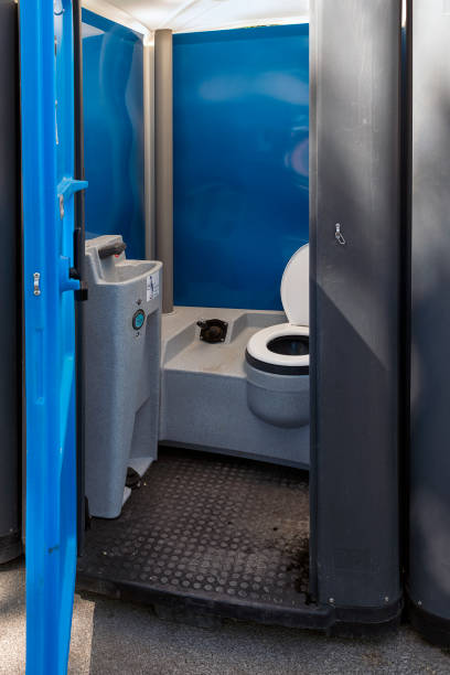Best Portable toilet rental cost  in Potterville, MI